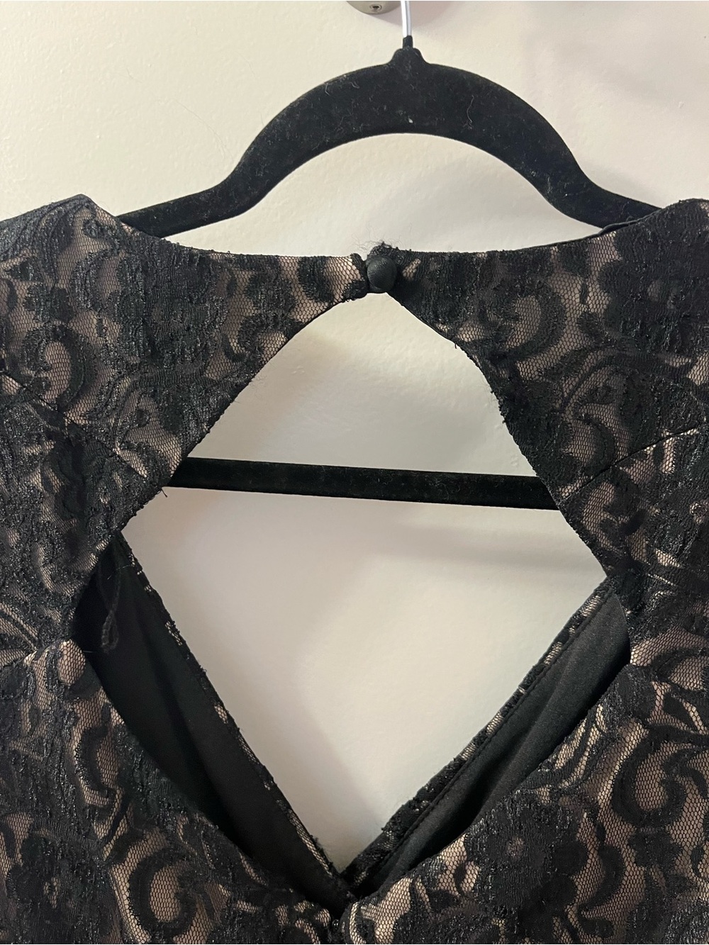 Maggy London Black Lace Sleeveless Midi Dress, NWT - Picture 5 of 7
